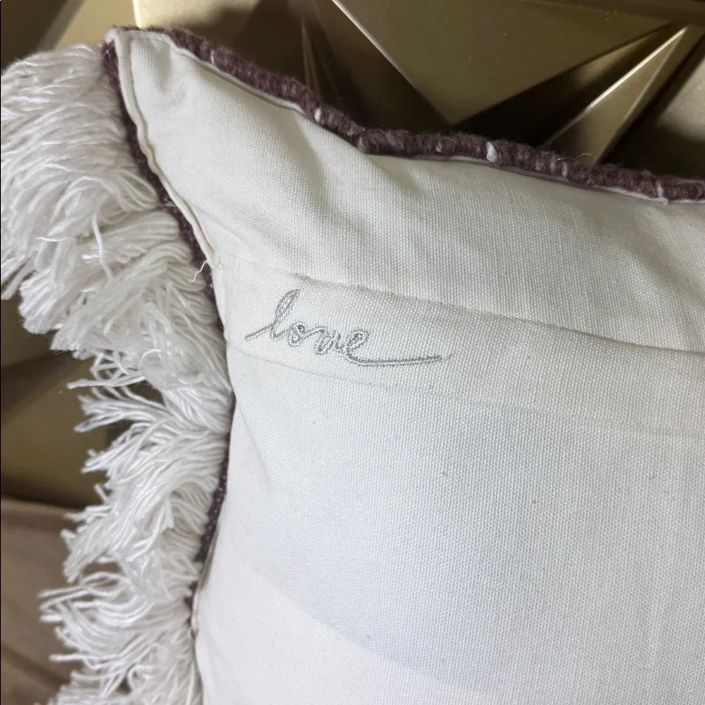 ED Ellen DeGeneres Mauve Geometric Tufted Lumbar Pillow with Fringe 14x26‎